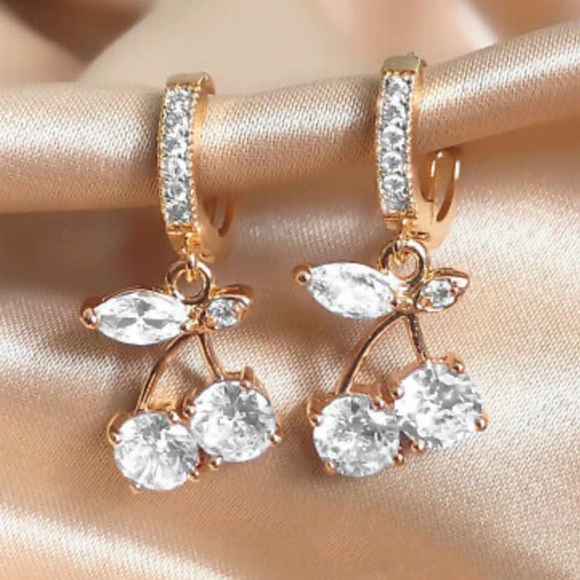 NEW Sterling Silver Cherry 🍒 Earrings - Picture 4 of 4